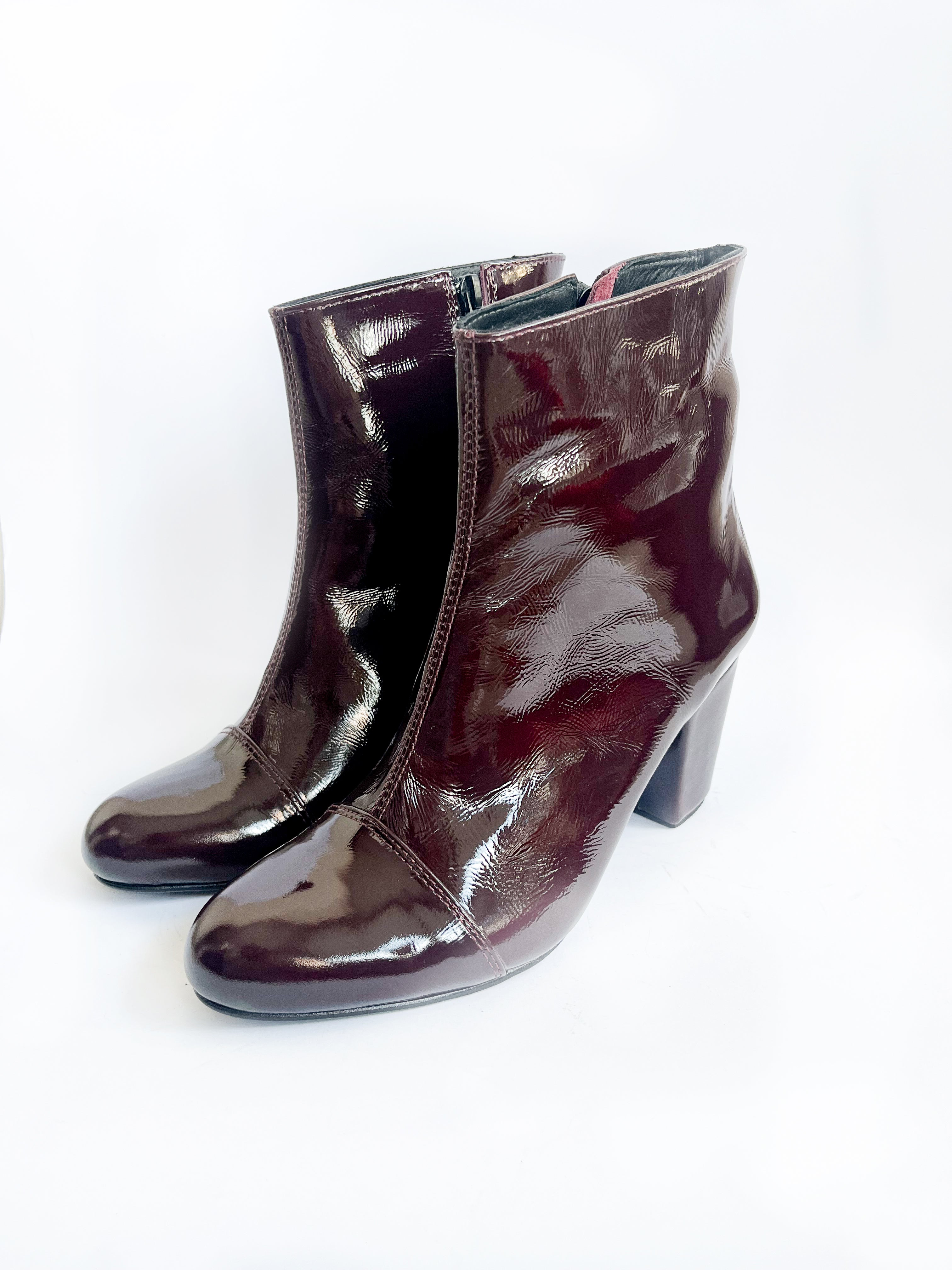 Berlin Moro Charol - 20% off