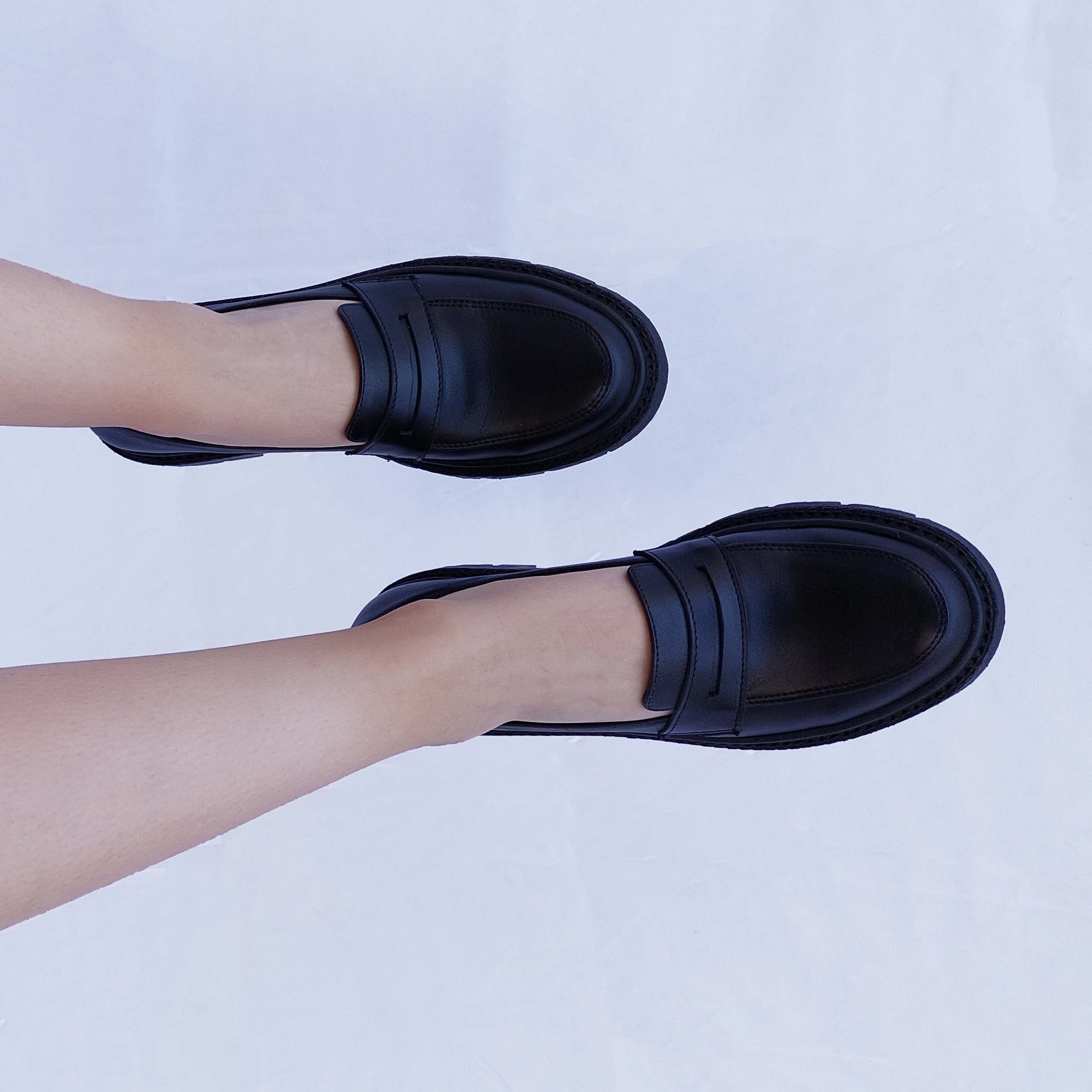 Mocasin Flat - FB