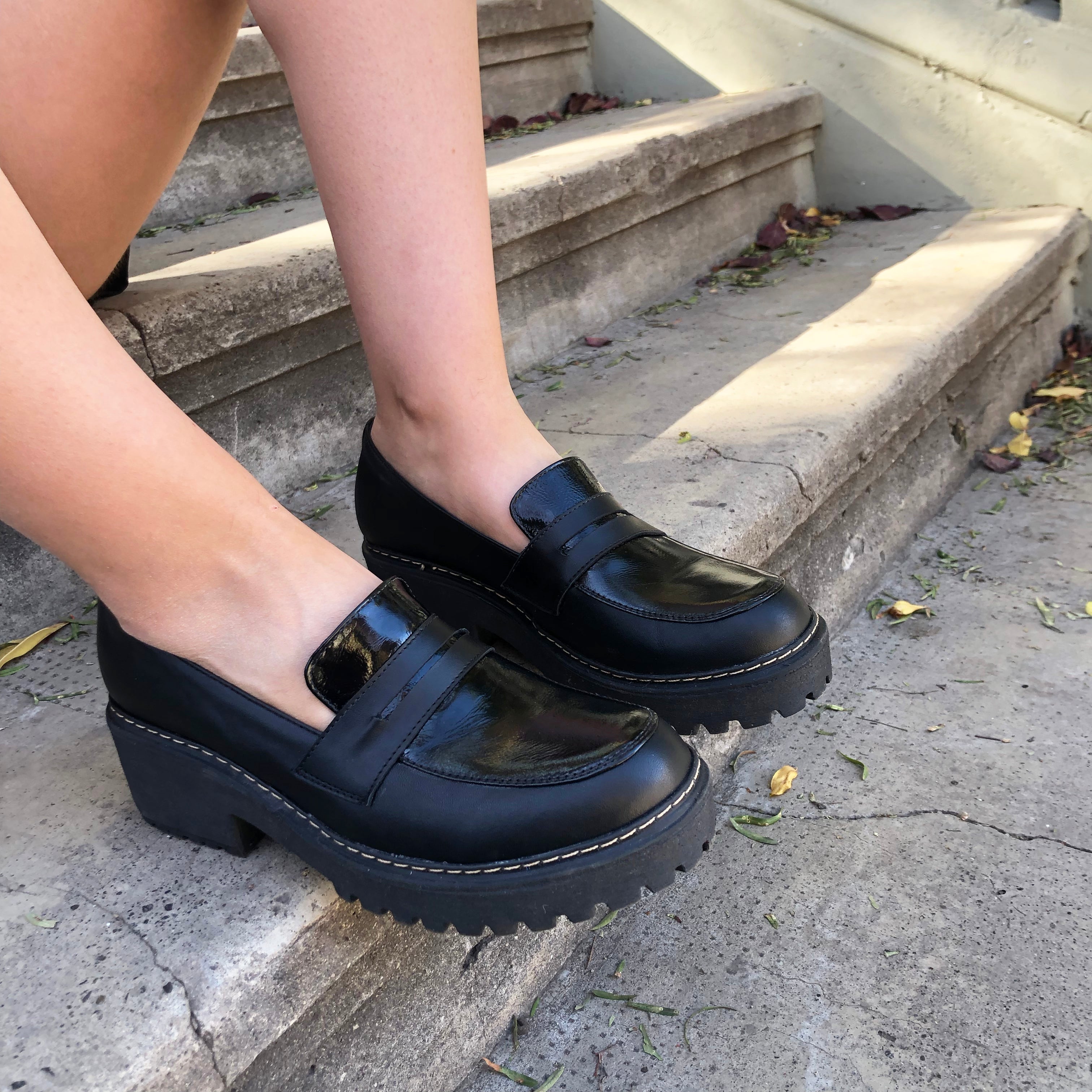 Mocasin Charol Cherry - REMATE