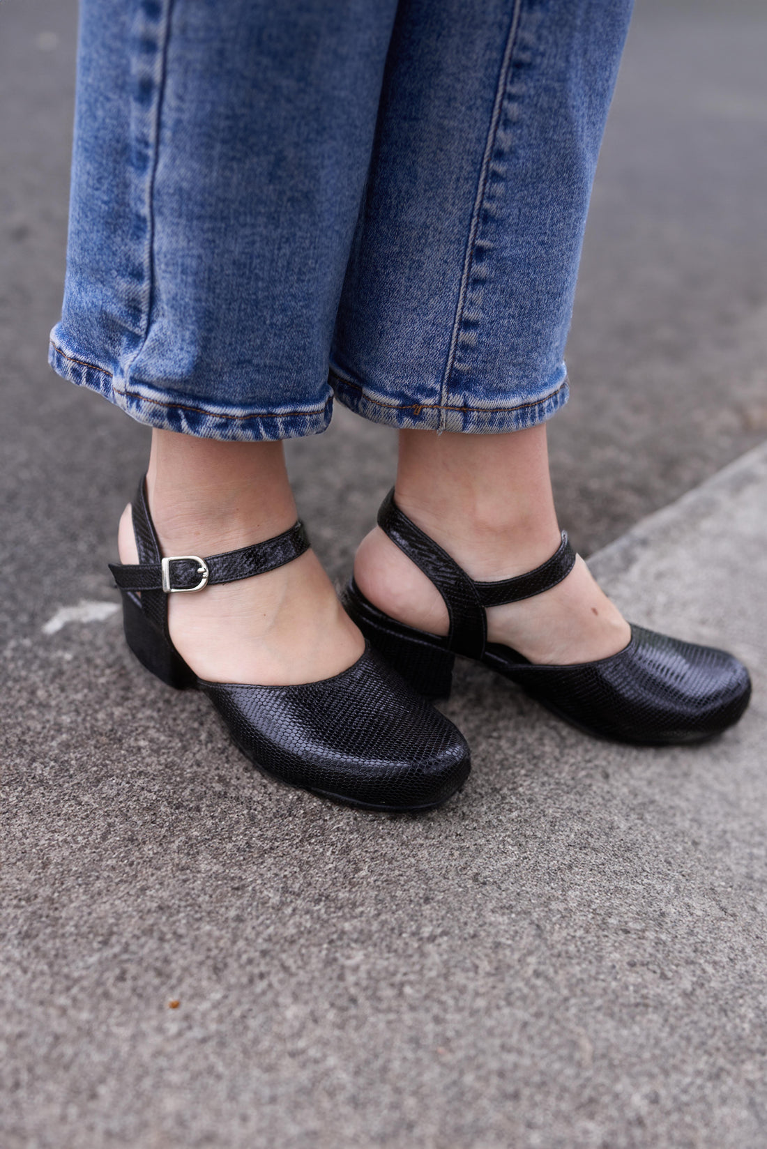 Sophia Richato Arezzo Negro