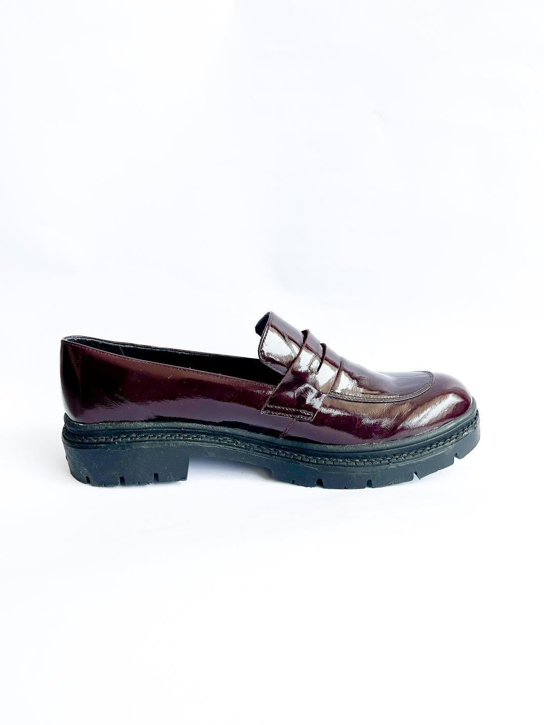Mocasin Charol Cherry - REMATE