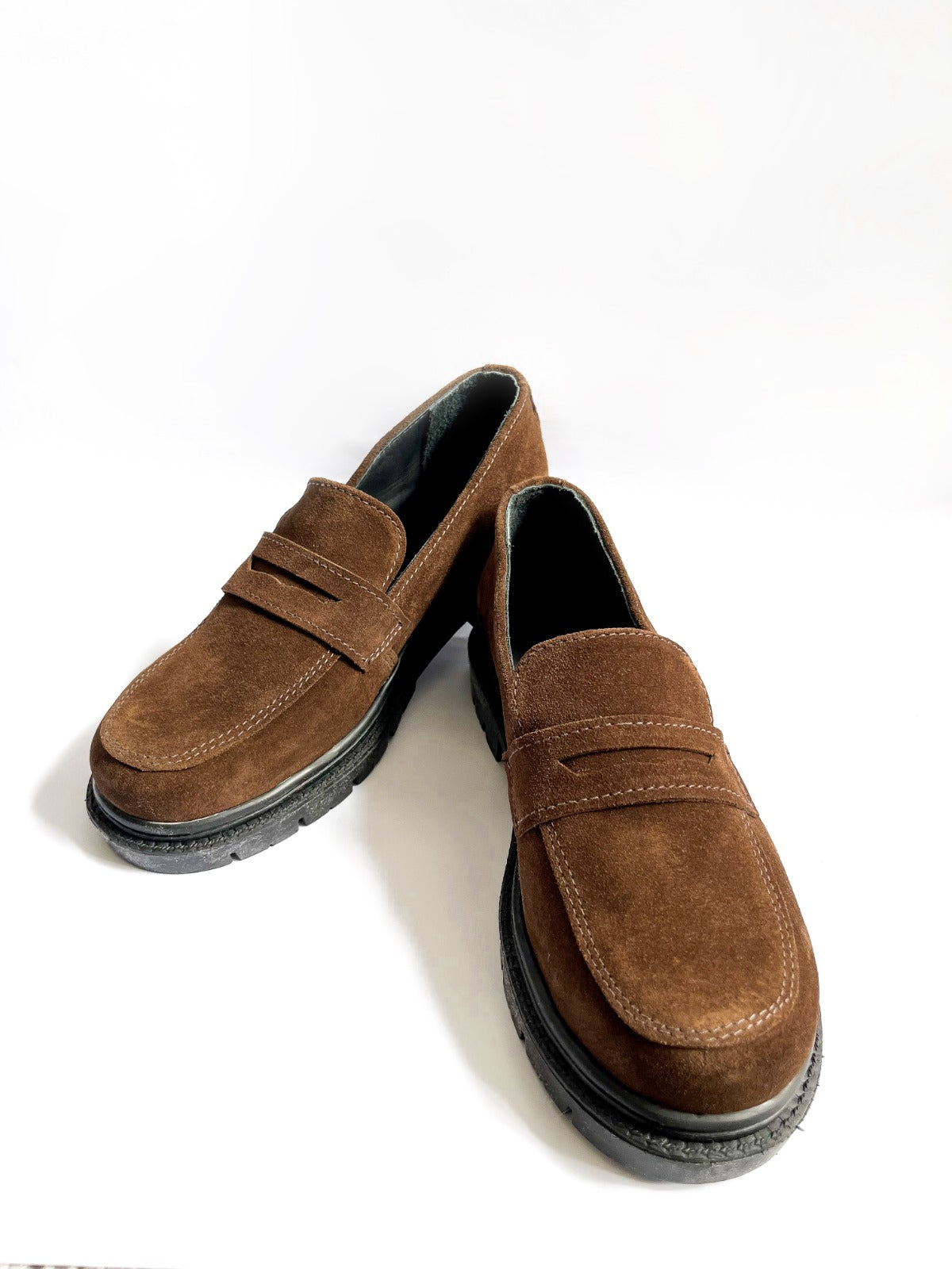 Mocasin Flat - Renobuck Chocolate - AX