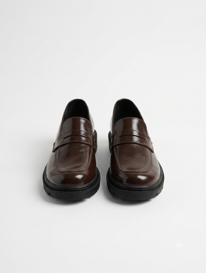Mocasín flat Charol Coffee - REMATE